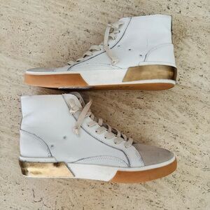 DOLCE VITA HI TOP SNEAKER SEE DESCRIPTION
